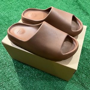 Flax yeezy slide